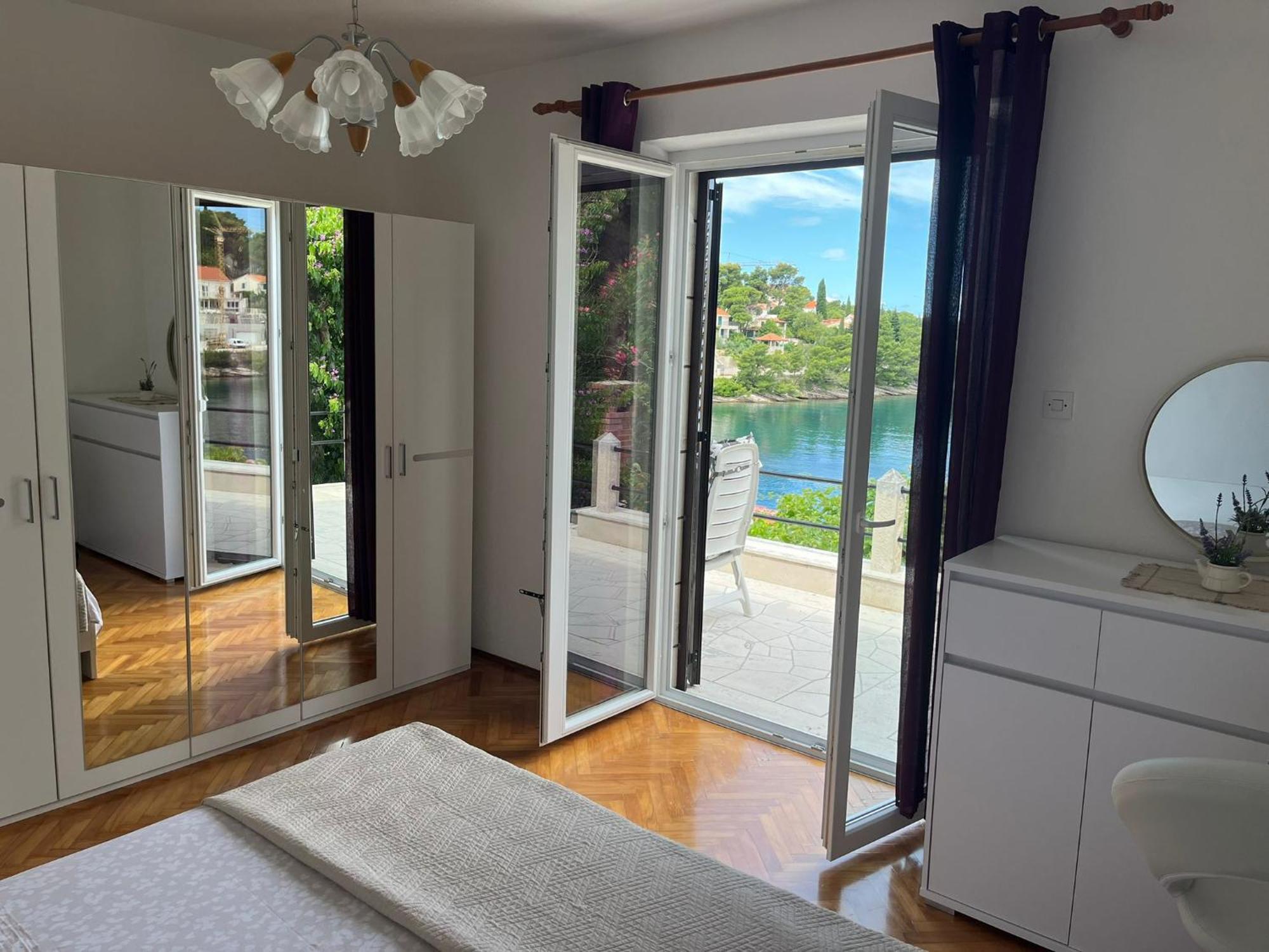 Ferienwohnung Sunset By The Sea Splitska Exterior foto